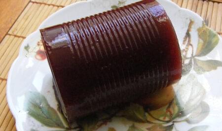 Digusting canned cranberry sauce.